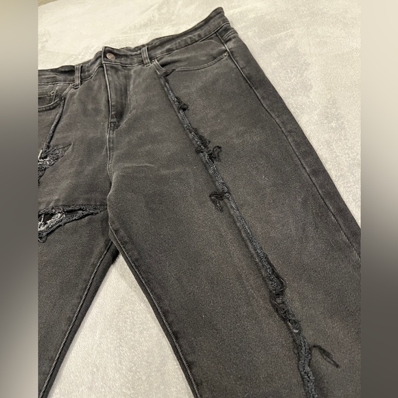 Val. Kristopher Jeans - Picture 6 of 11